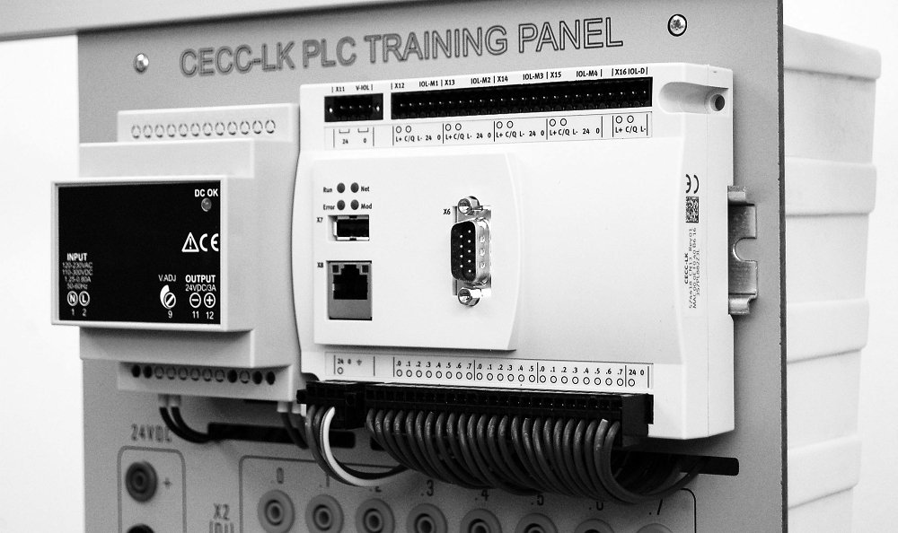 PLC Training System by Siemens