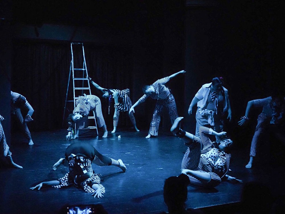 Θεατρική παράσταση από τον τομέα Performing Arts της ΔΕΛΤΑ 360 Αθήνας