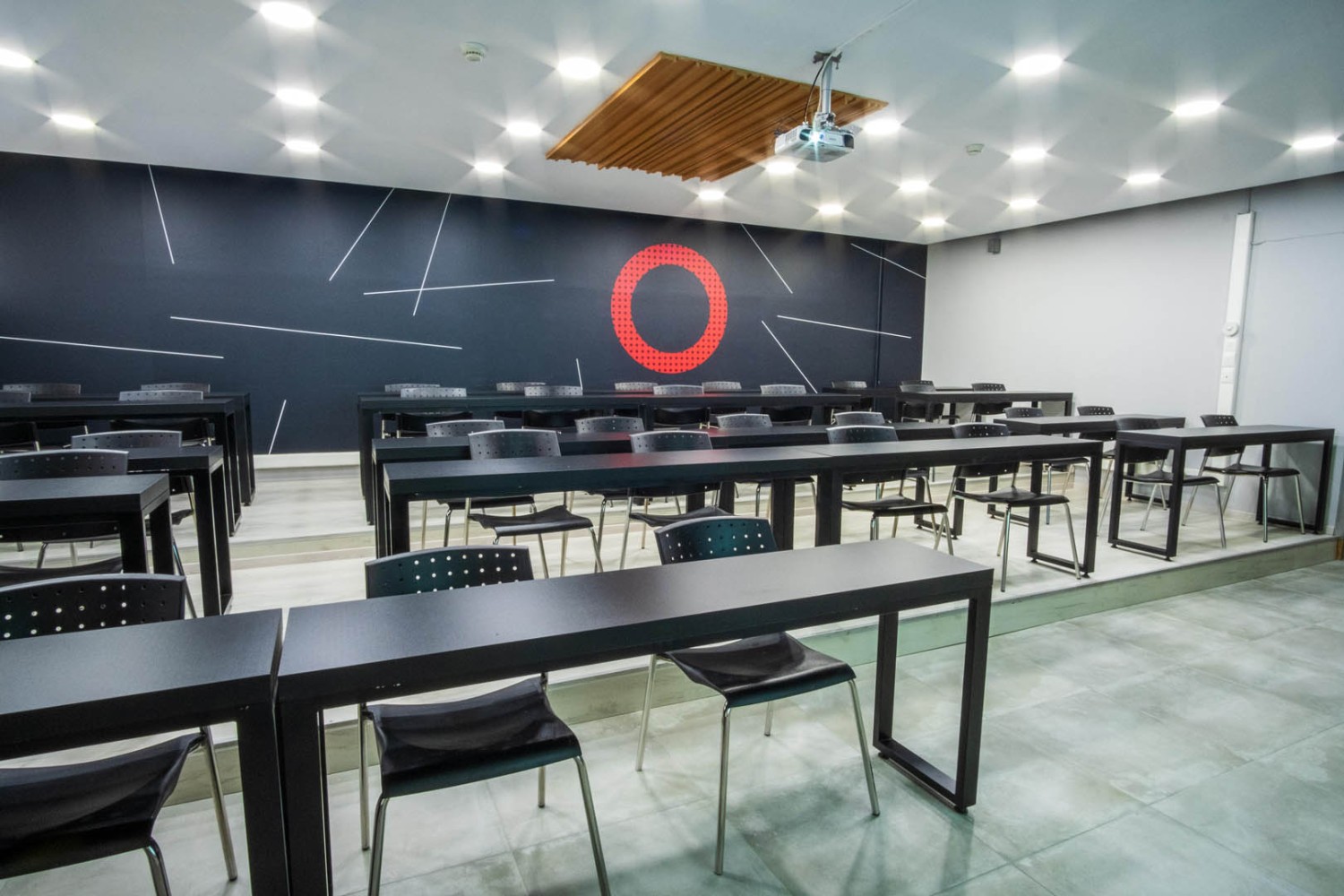 Σχολές Ανώτερης Επαγγελματικής Κατάρτισης ΣΑΕΚ (ΙΕΚ) ΔΕΛΤΑ 360 - Performing Arts
